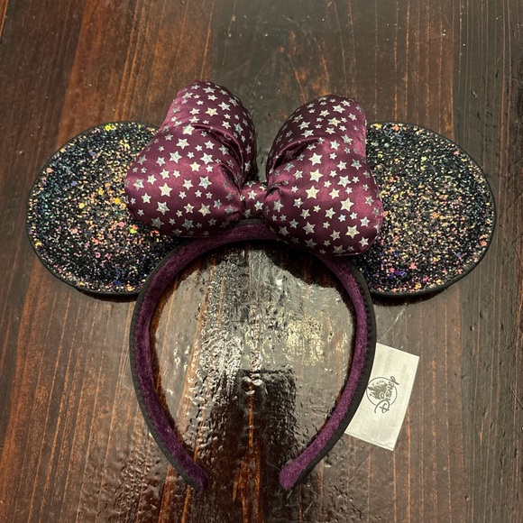 Disney Ears - Picture 1 of 6